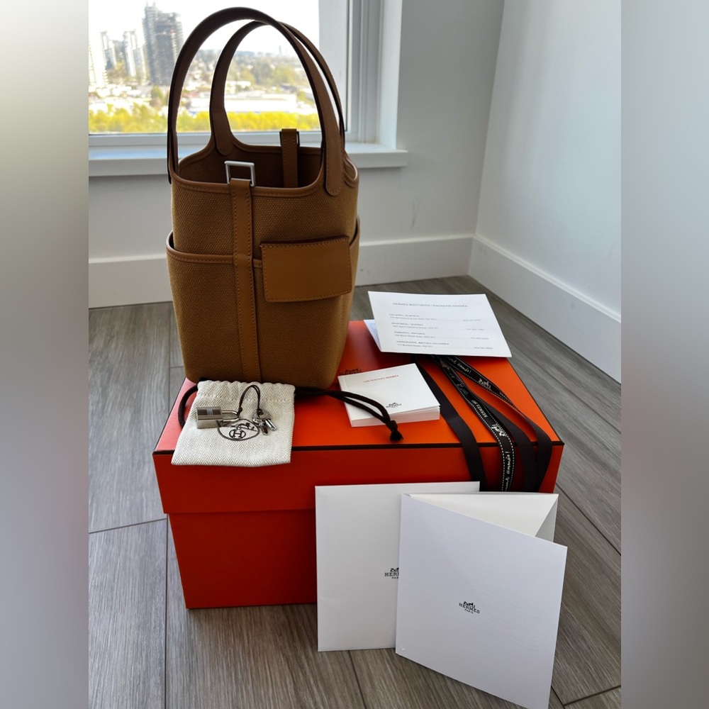 Brand new Hermes Picotin Cargo/ Pocket 18